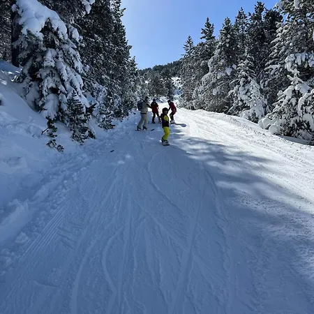 T2 Hyper Centre 200m Des Telecabines *